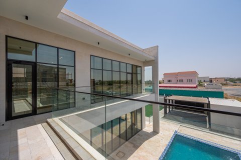 וילה להשכרה ב Al Aweer, Dubai, איחוד האמירויות  5 חדרי שינה, 926.61 מ"ר, מספר 749812 - תמונה 17