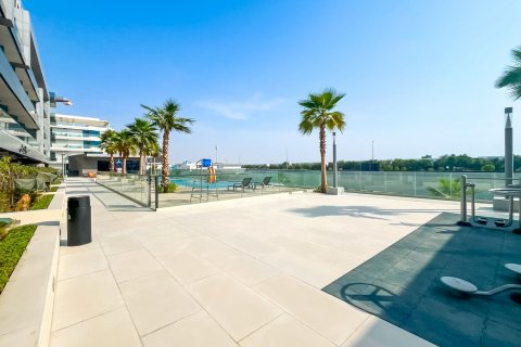 Apartman u Dubai Studio City, UAE 2 spavaćih soba, 96.88 m2 Br. 749811 - fotografija 4