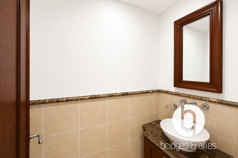 Apartment til leje i Old Town, Dubai, UAE 1 soveværelse, 87 kvm № 766400 - foto 18