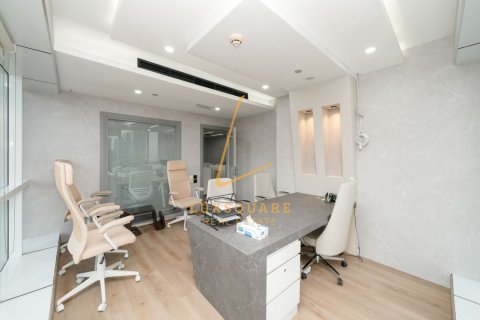 Toimisto Jumeirah Lake Towers, Dubai, Arabiemiraatit 252 m2 № 766923 - kuva 11