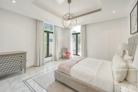 Vilă de închiriat în Palm Jumeirah, Dubai, EAU 6 dormitoare, 1245.83 mp.  №747479 - poză 20