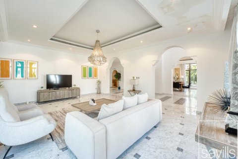 Vilă de închiriat în Palm Jumeirah, Dubai, EAU 6 dormitoare, 1245.83 mp.  №747479 - poză 8