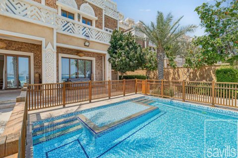 Apartament në Palm Jumeirah, Dubai, Emiratet e Bashkuara Arabe 5 dhoma gjumi, 1292.65 m2. № 747483