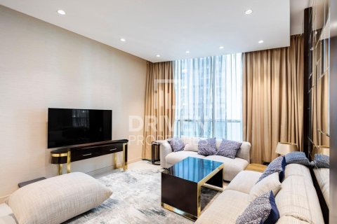 דירה ב Downtown Dubai (Downtown Burj Dubai), Dubai, איחוד האמירויות 3 חדרי שינה, 160.54 מ