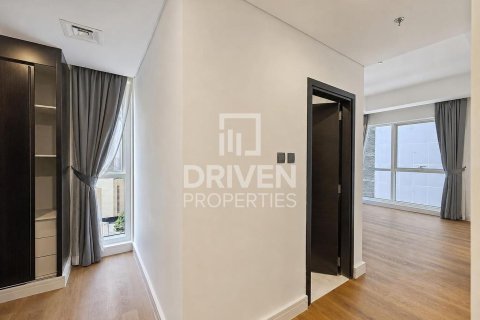 Apartment til salg i Downtown Dubai (Downtown Burj Dubai), Dubai, UAE 2 soveværelser, 142.79 kvm № 765348 - foto 7