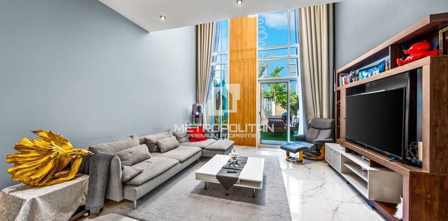 Maison de ville à Dubai Land, Dubai, EAU: 2 chambres, 124 m2 № 663983