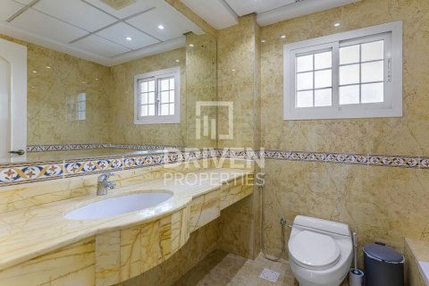 Huvila Umm Al Sheif, Dubai, Arabiemiraatit 5 makuuhuonetta, 1393.55 m2 № 757064 - kuva 28