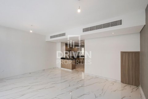 Városi lakóépület itt: Dubai, EAE, 3 hálószoba, 159.89 m², azonosító: 757066