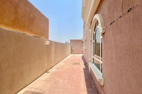 Huvila Al Barsha, Dubai, Arabiemiraatit 5 makuuhuonetta, 1463.18 m2 № 637475 - kuva 15