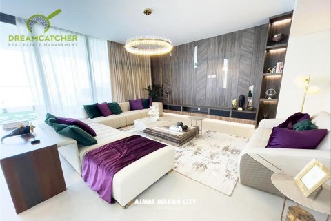 Huvila Sharjah, Arabiemiraatit 4 makuuhuonetta, 257.7 m2 № 512470 - kuva 3