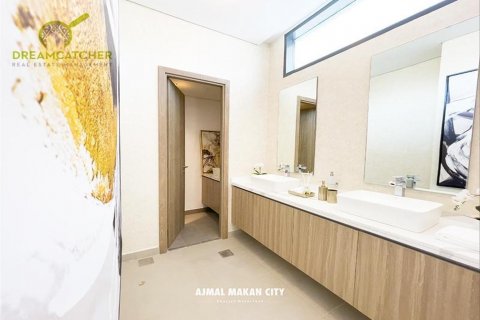 Huvila Sharjah, Arabiemiraatit 4 makuuhuonetta, 257.7 m2 № 512470 - kuva 25