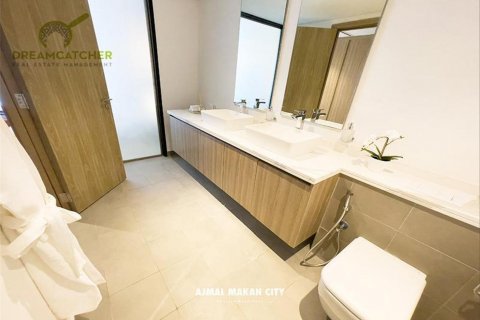 Huvila Sharjah, Arabiemiraatit 4 makuuhuonetta, 257.7 m2 № 512470 - kuva 26