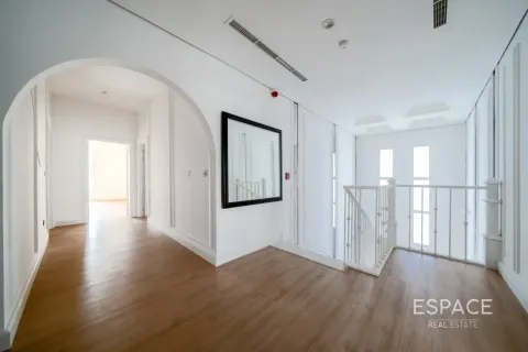 Villa sa Al Furjan, Dubai, UAE 7 silid-tulugan, 595 sq.m. № 737765 - larawan 15
