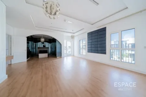 Villa i Al Furjan, Dubai, Emiratene 7 soverom, 595 kvm nr. 737765