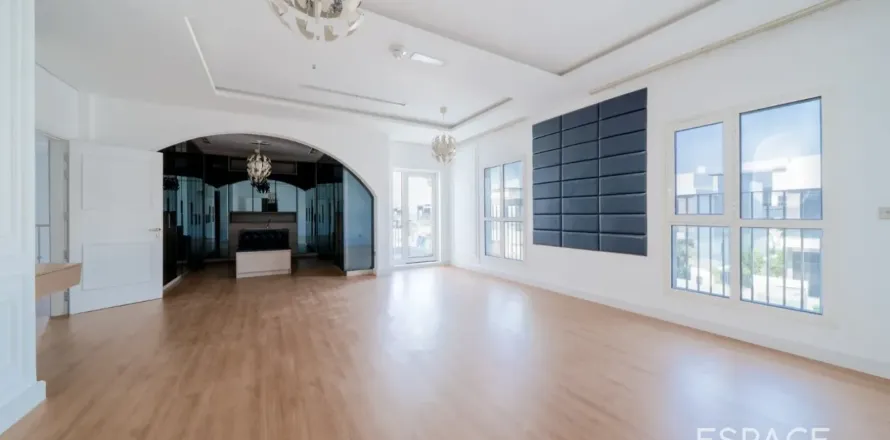 Villa sa Al Furjan, Dubai, UAE 7 silid-tulugan, 595 sq.m. № 737765