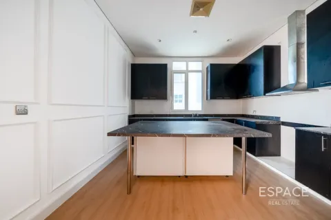 Villa sa Al Furjan, Dubai, UAE 7 silid-tulugan, 595 sq.m. № 737765 - larawan 6