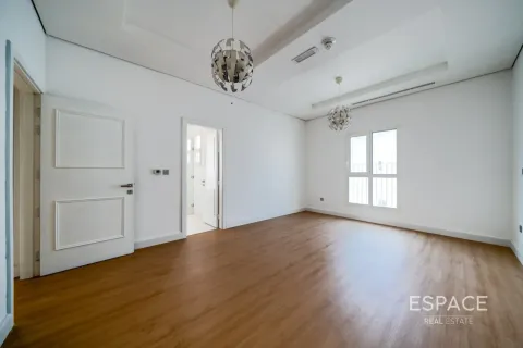 Villa sa Al Furjan, Dubai, UAE 7 silid-tulugan, 595 sq.m. № 737765 - larawan 17