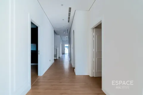 Villa sa Al Furjan, Dubai, UAE 7 silid-tulugan, 595 sq.m. № 737765 - larawan 13