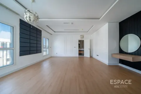 Villa sa Al Furjan, Dubai, UAE 7 silid-tulugan, 595 sq.m. № 737765 - larawan 2