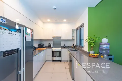 Villa sa Dubai Hills Estate, UAE 4 silid-tulugan, 229 sq.m. № 737771 - larawan 3