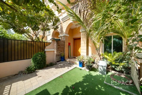 Villa in vendita a Jumeirah Village Circle, Dubai, EAU 3 camere da letto, 307 mq. № 737766 - foto 13