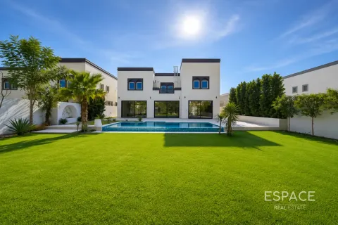 Villa a Jumeirah Park, Dubai, EAU 3 camere da letto, 334 mq. № 737768