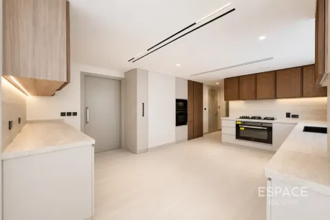 Villa in vendita a Jumeirah Park, Dubai, EAU 3 camere da letto, 334 mq. № 737768 - foto 8