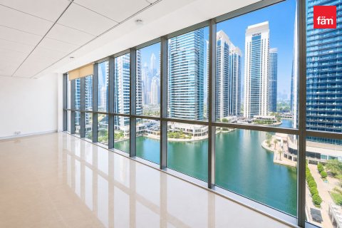 Kantoor te huur in Dubai, VAE 92.6 vr.m., nr 758384 - foto 2