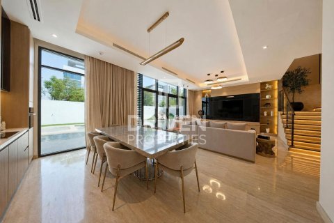 Mohammed Bin Rashid City、Dubai、UAEにあるヴィラ 4ベッドルーム、623.38 m2 No759062