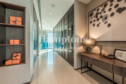 Kattohuoneisto Jumeirah Beach Residence, Dubai, Arabiemiraatit 5 makuuhuonetta, 1105.45 m2 № 697505