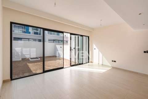 Városi lakóépület itt: Damac Lagoons, Dubai, EAE, 3 hálószoba, 144 m², azonosító: 756908