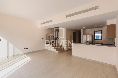 Townhouse in Damac Lagoons, Dubai, UAE 3 bedrooms, 144 sq.m. № 756908 - photo 2