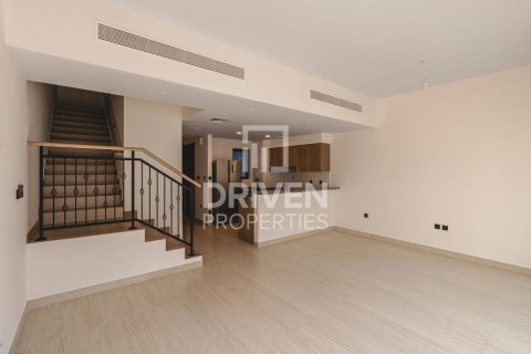 Townhouse in Damac Lagoons, Dubai, UAE 3 bedrooms, 144 sq.m. № 756908 - photo 3