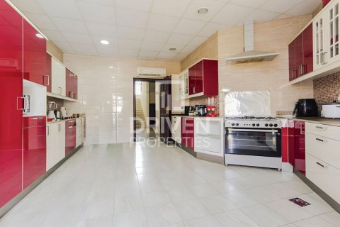 Villa til leje i The Villa, Dubai, UAE 5 soveværelser, 658.5 kvm № 756906 - foto 7