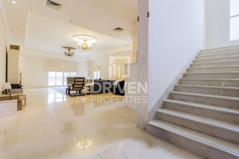 Villa til leje i The Villa, Dubai, UAE 5 soveværelser, 658.5 kvm № 756906 - foto 4