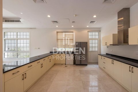 Üürile anda villa asukohaga The Villa, Dubai, AÜE: 5 magamistoaga, 561.04 m² Nr 756907 - pilt 19