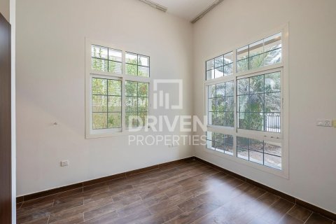 Üürile anda villa asukohaga The Villa, Dubai, AÜE: 5 magamistoaga, 561.04 m² Nr 756907 - pilt 9
