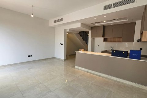 Таунхаус Рас-эль-Хайма, БАӘ-да 2 жатын бөлмелер, 130 м² № 734651 - фото 8