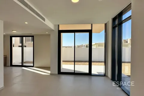 Kaupunkipientalo Dubai South (Dubai World Central), Dubai, Arabiemiraatit 4 makuuhuonetta, 231 m2 № 738296 - kuva 14