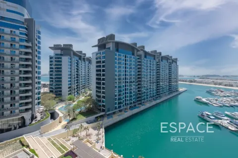 Apartment i Palm Jumeirah, Dubai, UAE 2 soveværelser, 165 kvm № 738299