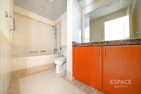 Kuća u nizu u The Springs, Dubai, UAE 3 spavaćih soba, 257 m2 Br. 738451 - fotografija 13