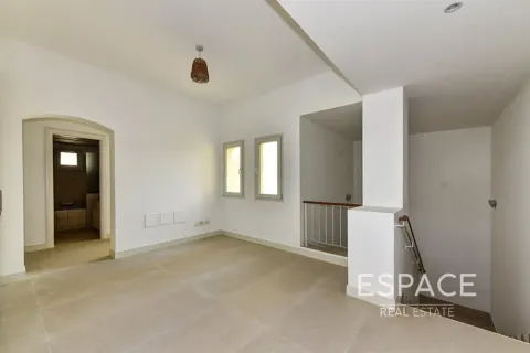 Villa sa Meadows, Dubai, UAE 5 silid-tulugan, 353 sq.m. № 738453 - larawan 13
