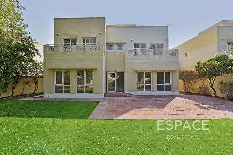 Meadows, Dubai, संयुक्त अरब अमीरात में विला, 5 बेडरूम, 353 वर्ग मीटर, संख्या 738453
