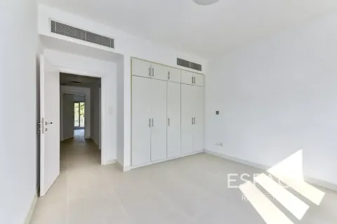 Villa sa Meadows, Dubai, UAE 5 silid-tulugan, 353 sq.m. № 738453 - larawan 9