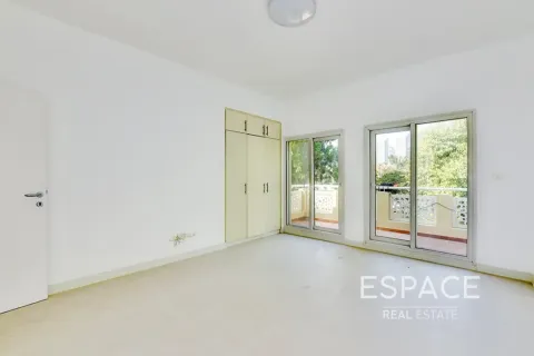 Villa sa Meadows, Dubai, UAE 5 silid-tulugan, 353 sq.m. № 738453 - larawan 17