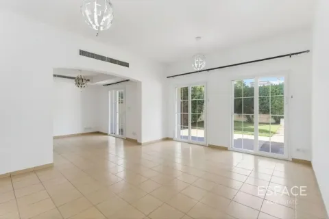 Vila di Arabian Ranches, Dubai, UEA 3 kamar tidur, 259 m2 nomor 738454 - foto 2