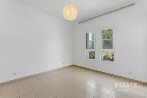 Vila di Arabian Ranches, Dubai, UEA 3 kamar tidur, 259 m2 nomor 738454 - foto 12