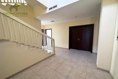 Al Hamra Village, Ras Al Khaimah, BAE’de kiralık villa 5 yatak odası, 982.6 m&sup2; No 512536 - fotoğraf 6