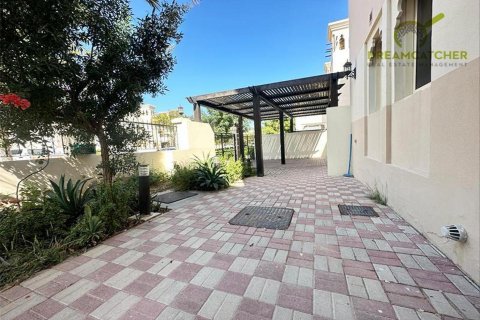 Al Hamra Village, Ras Al Khaimah, BAE’de kiralık villa 5 yatak odası, 982.6 m&sup2; No 512536 - fotoğraf 4