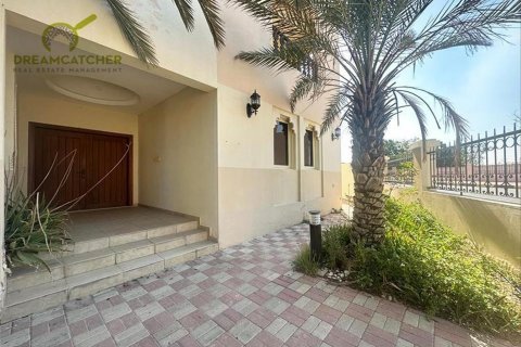 Al Hamra Village, Ras Al Khaimah, BAE’de kiralık villa 5 yatak odası, 982.6 m&sup2; No 512536 - fotoğraf 5
